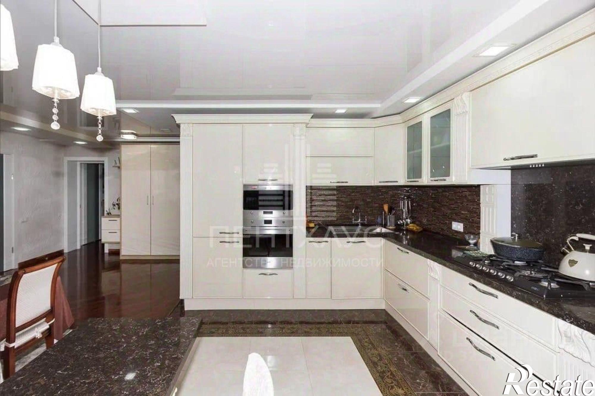 Купить квартиру за 12 800 000 рублей на Владимир, Стрелецкий переулок