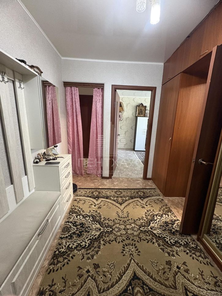 2-комн квартира Школьная улица, 2