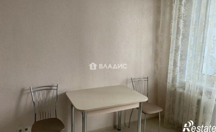 1-комн квартира Владимир, улица Крайнова, 3А