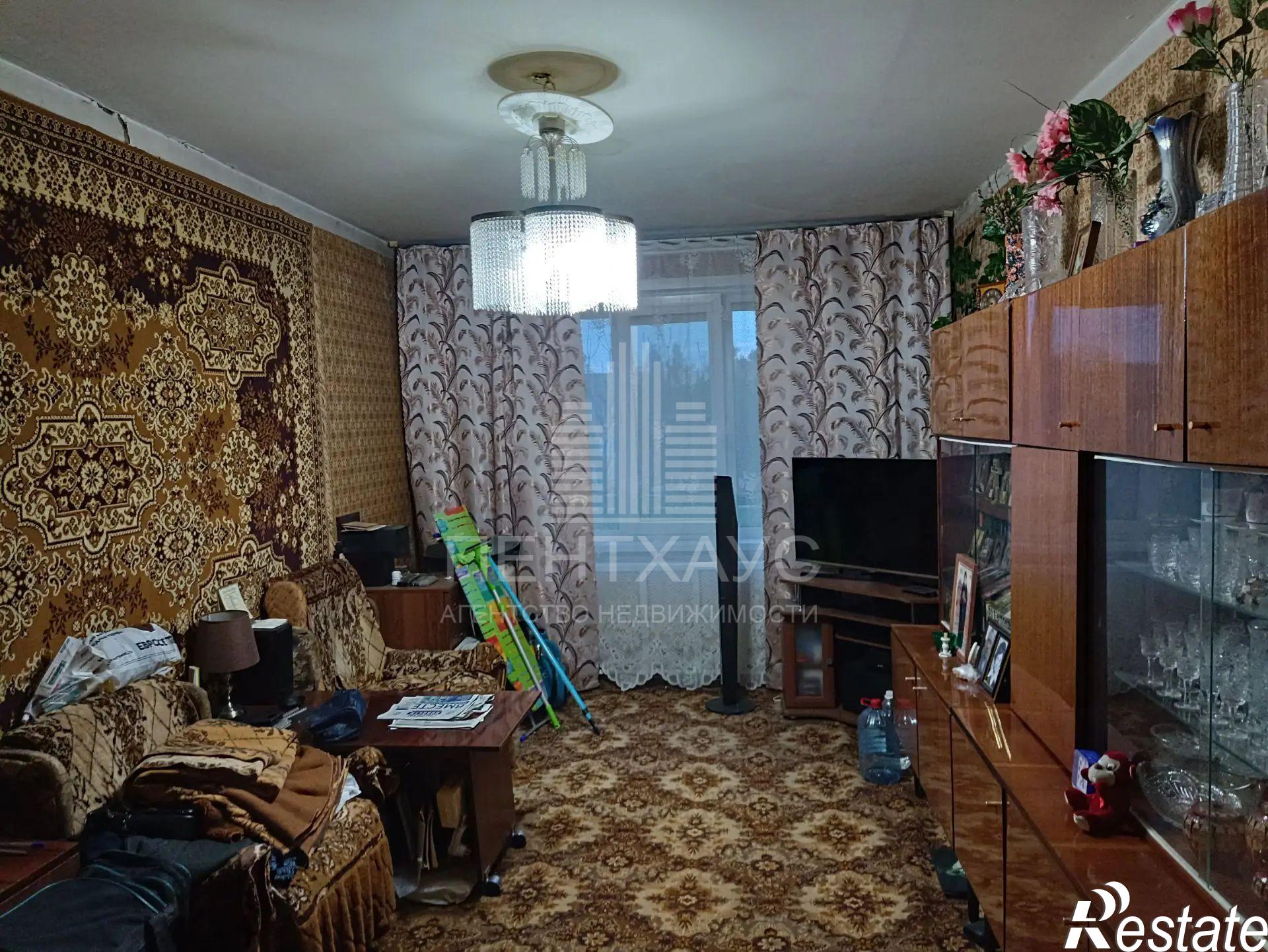 Купить квартиру за 2 350 000 рублей на 3