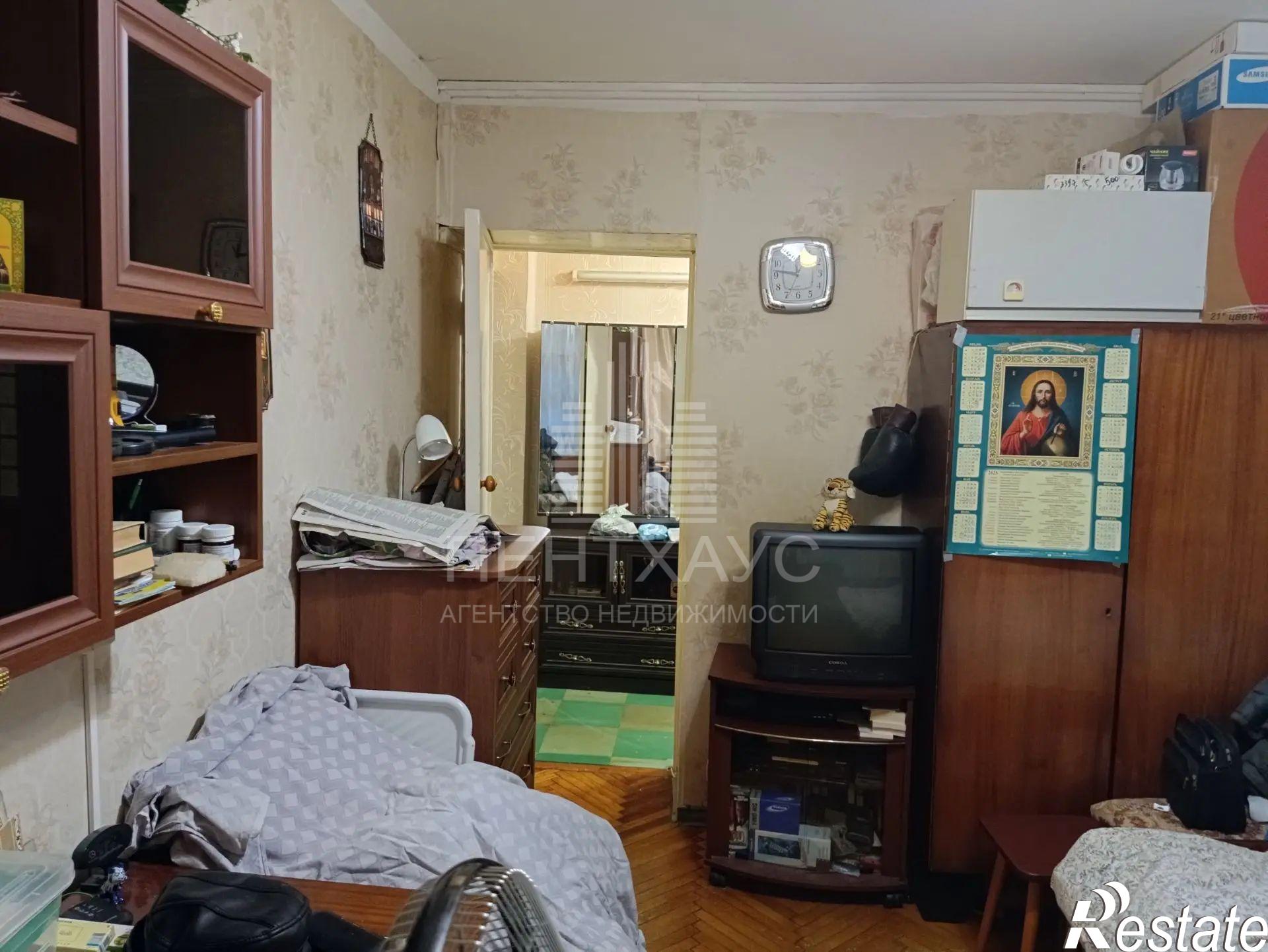 Купить квартиру за 2 350 000 рублей на 3
